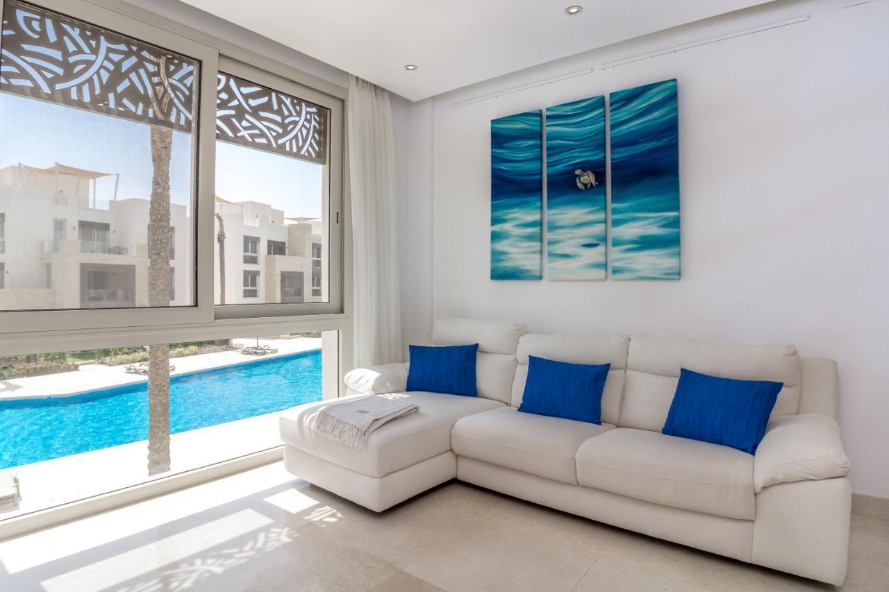 Ollystays Mangroovy Seaview 1Br Beach And Pool Free Access Hurghada Extérieur photo
